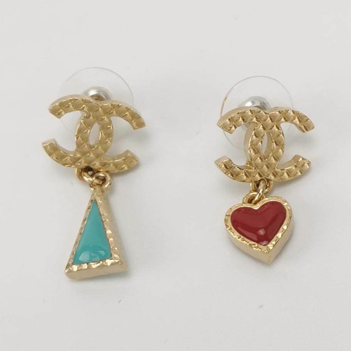 Chanel Earrings Golden Metallic