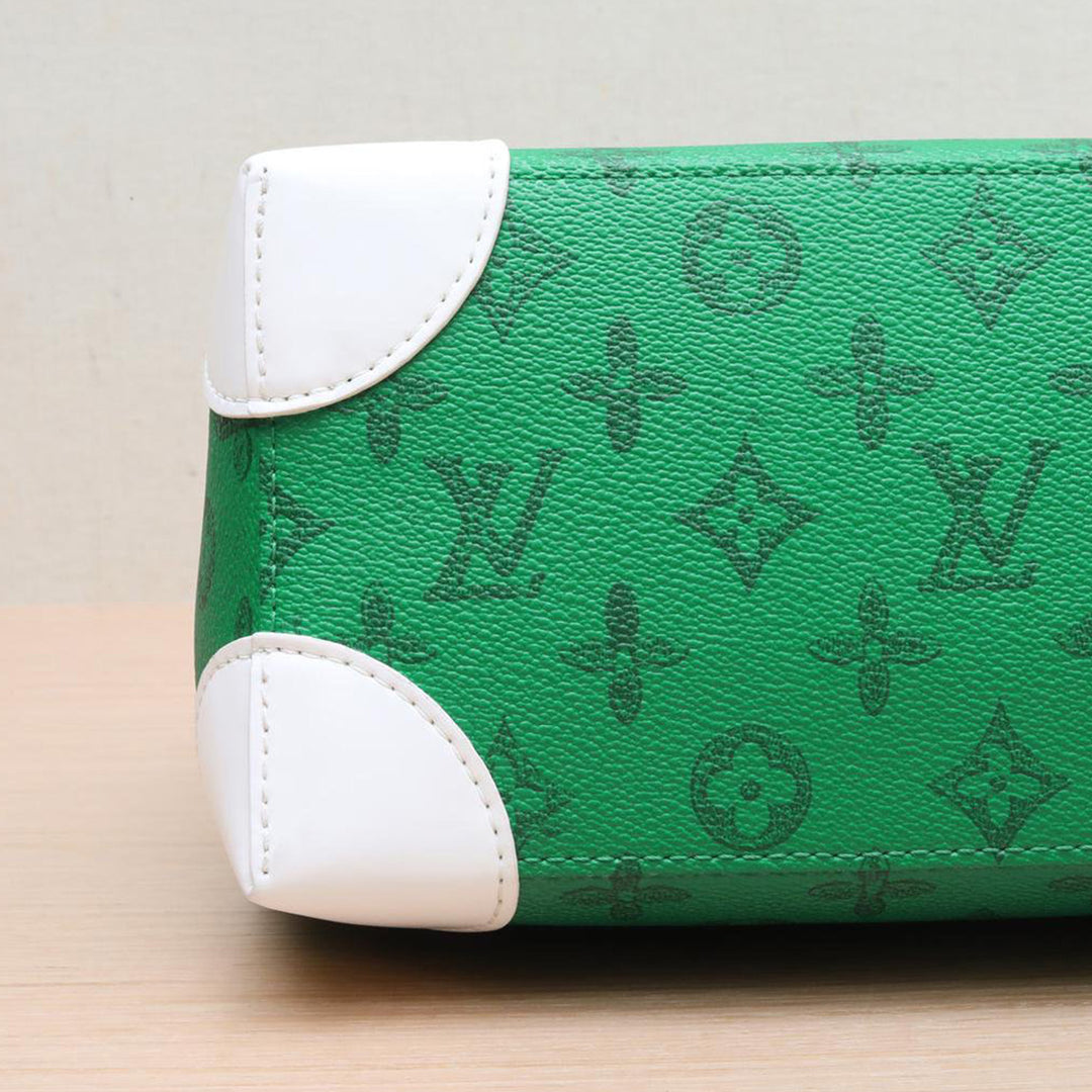 Louis Vuitton Litter Bag Everyday Signature Vintage Monogram Canvas