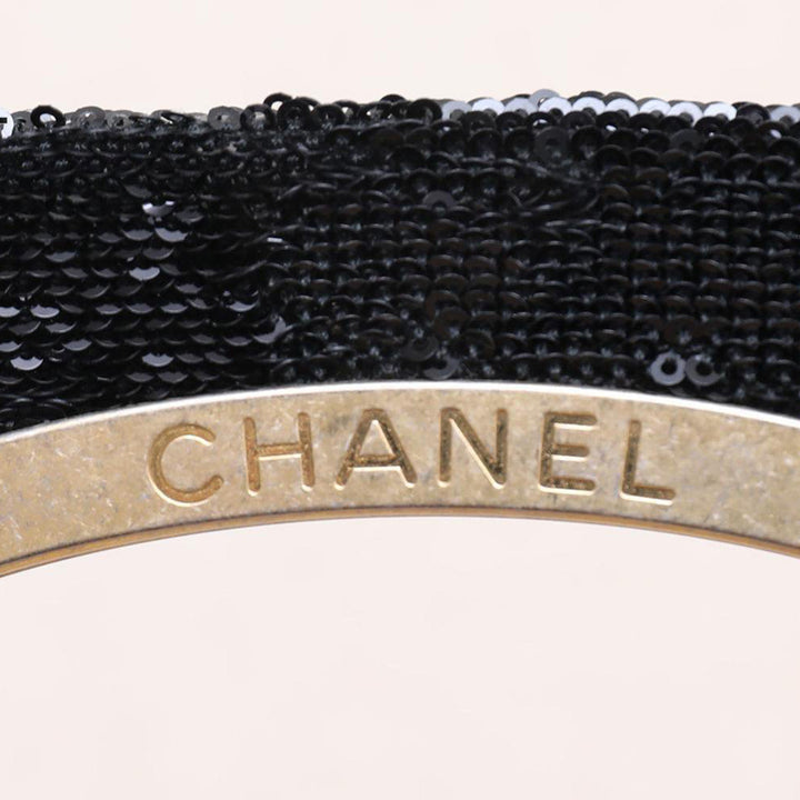 Chanel Paris-Cosmopolite Do Not Disturb Minaudiere in Black and Gold Sequin with Gold Hardware