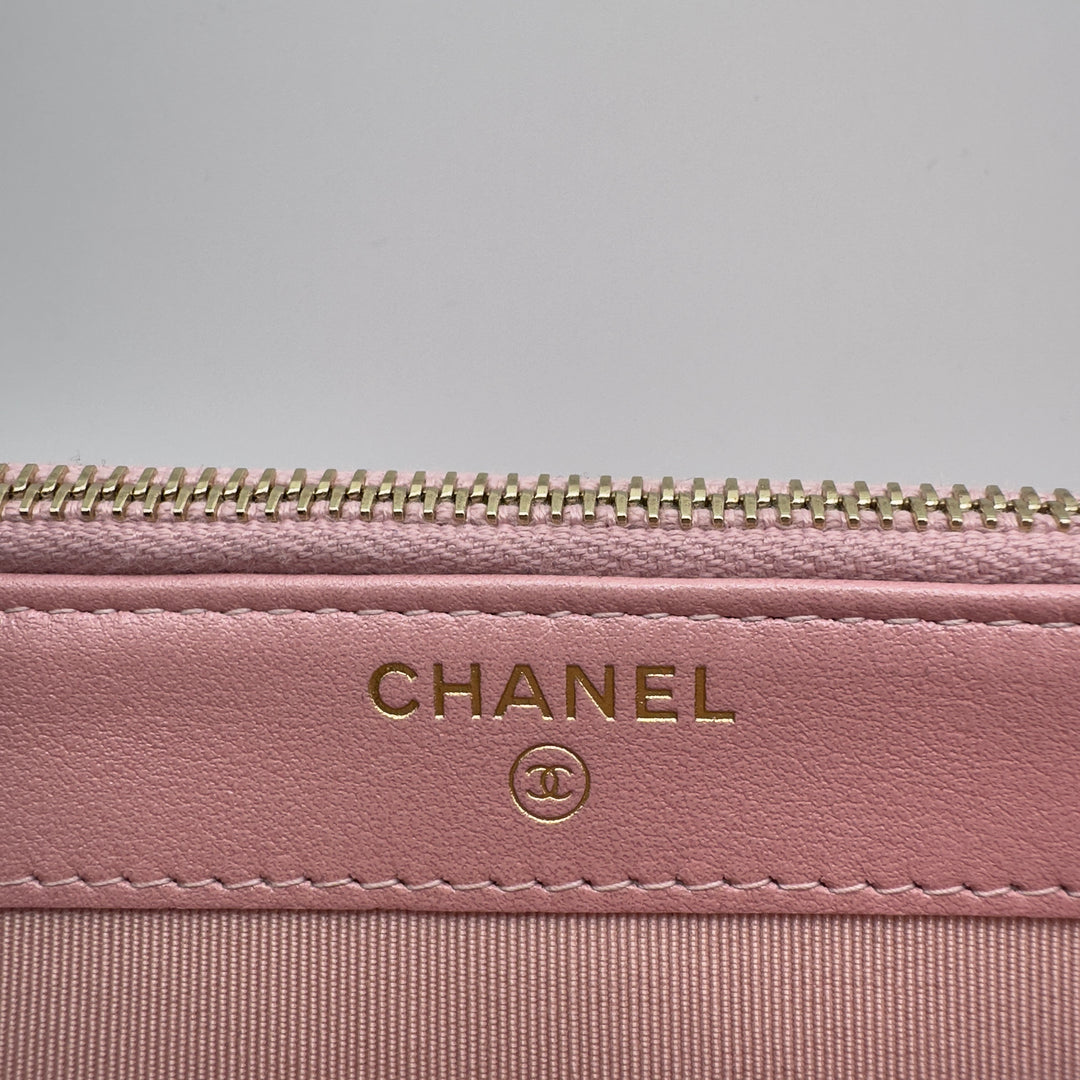 Chanel Small Clutch With Chain in Pink Iridescent Caviar with Gold Hardware
