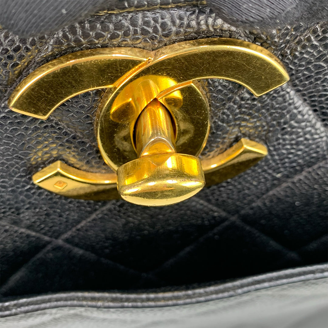 A close up of the turn-lock closure.