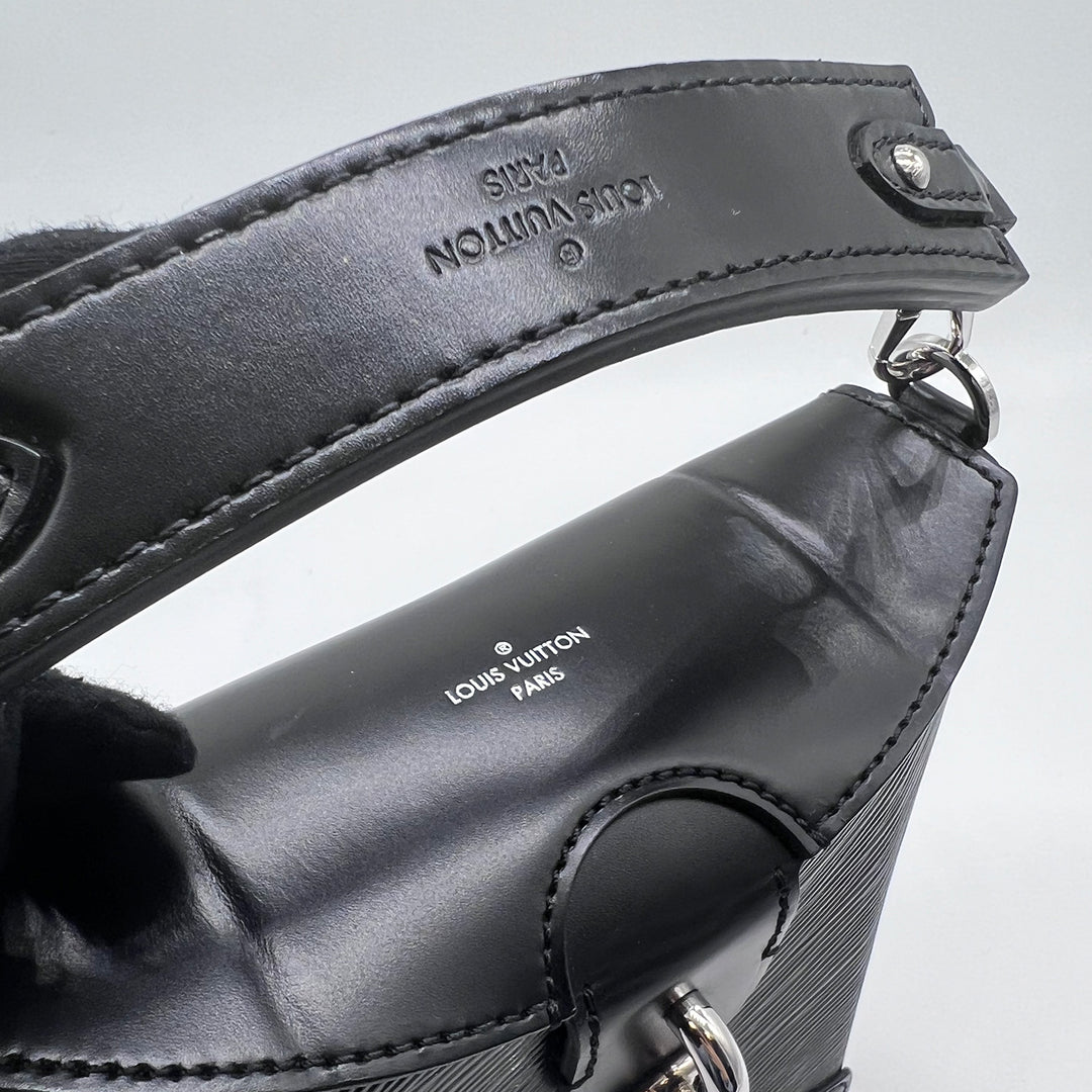 Louis Vuitton Small Bento Box in Black Epi Leather