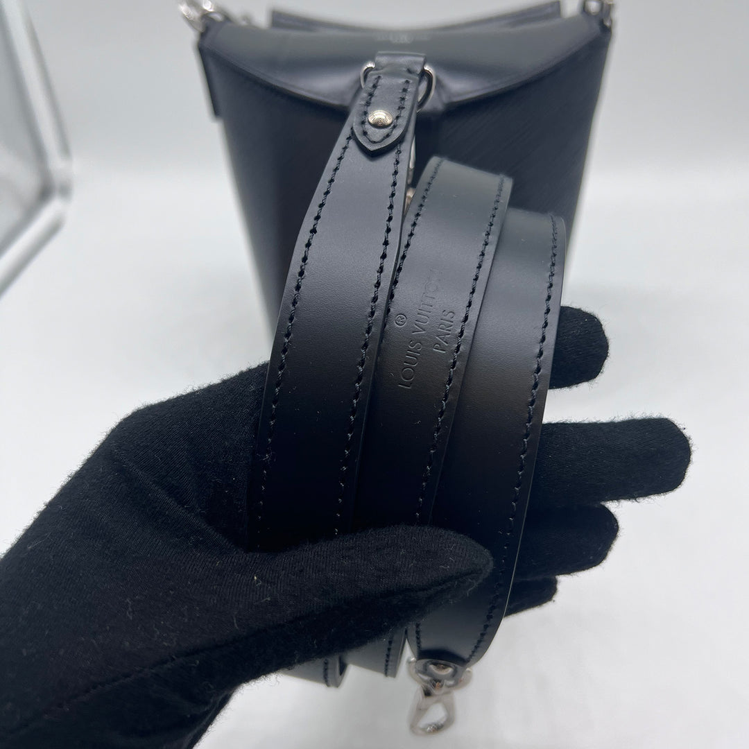 Louis Vuitton Small Bento Box in Black Epi Leather