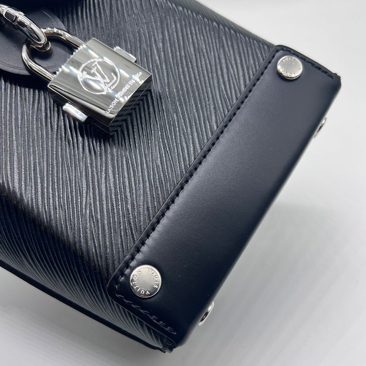 Louis Vuitton Small Bento Box in Black Epi Leather