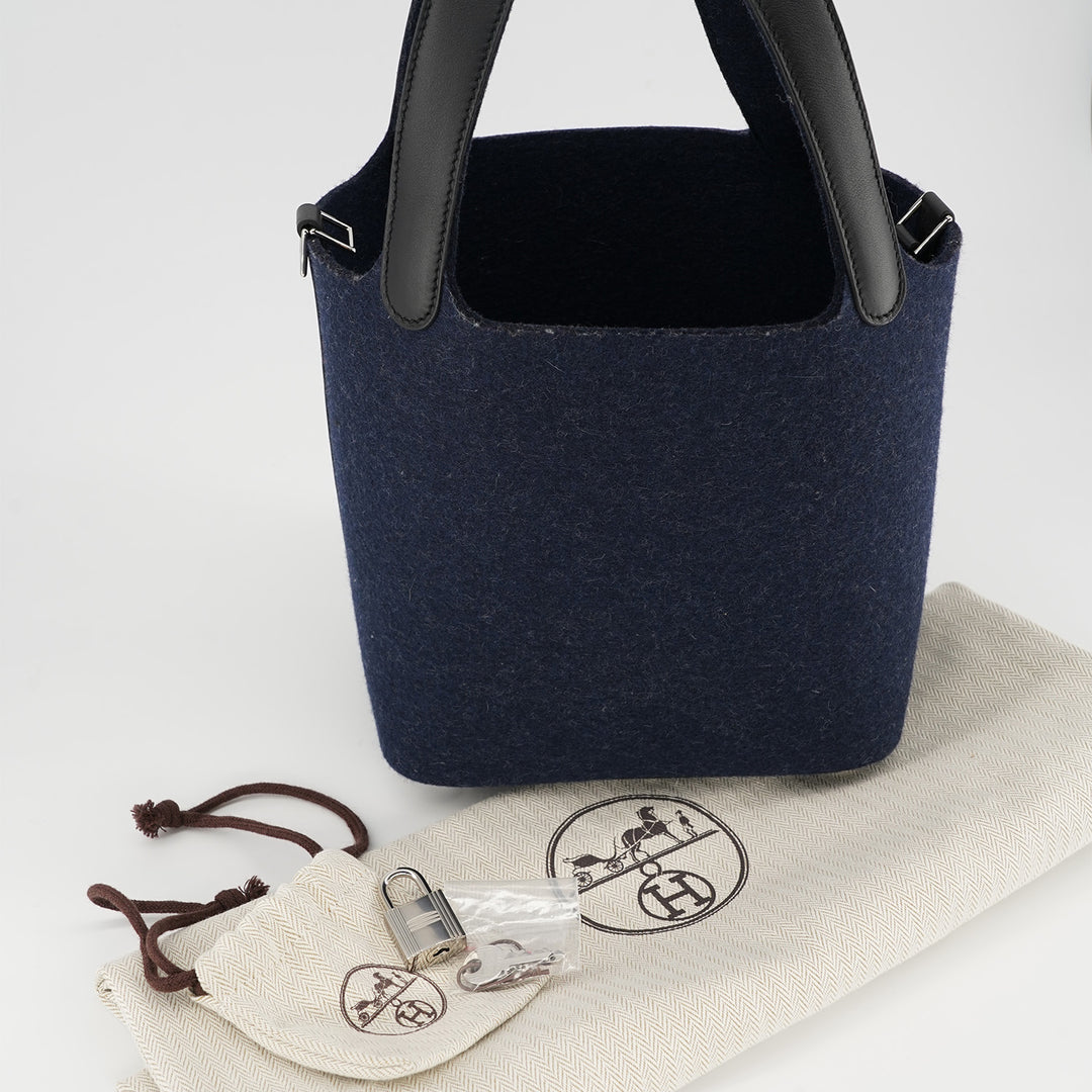 Hermès Picotin Lock 18 PM Tote Bag Felt Swift leather in Black and Blue