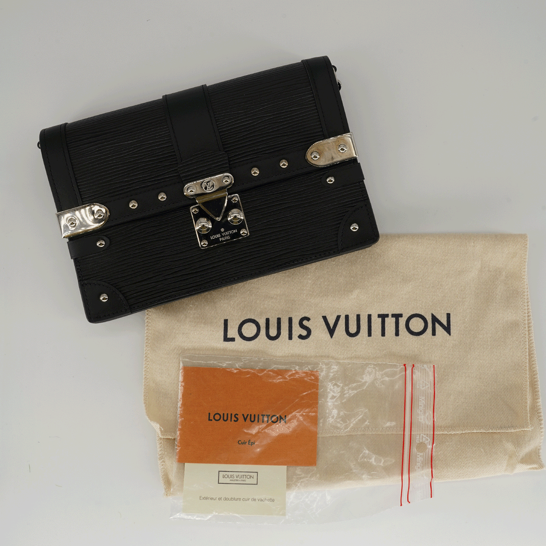 Louis Vuitton Epi Trunk Chain Wallet in Black