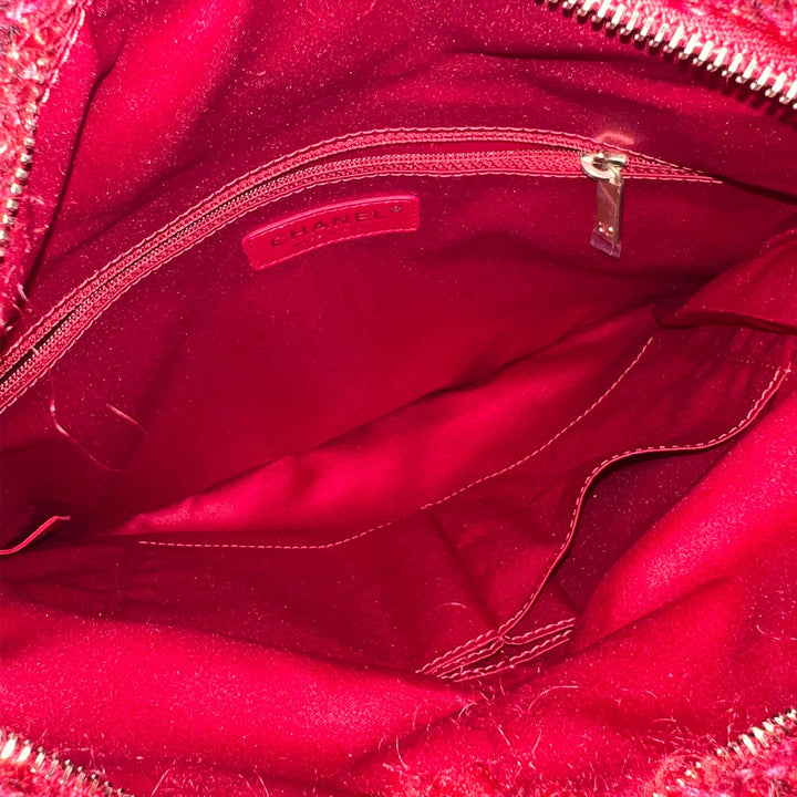 Chanel Fringed Clutch Bag in Red Tweed with Gold Hardware