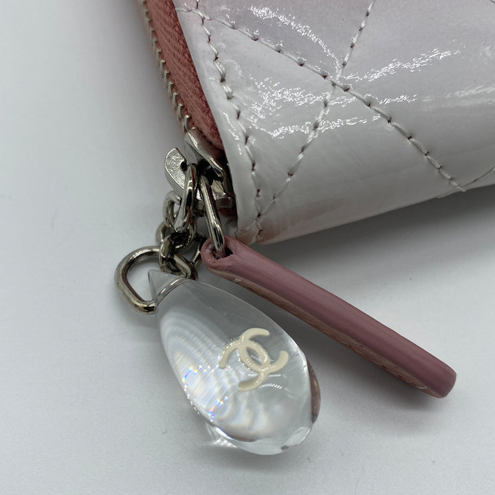 Chanel Zip Around Wallet in Pink and White Ombre Patent Leather
