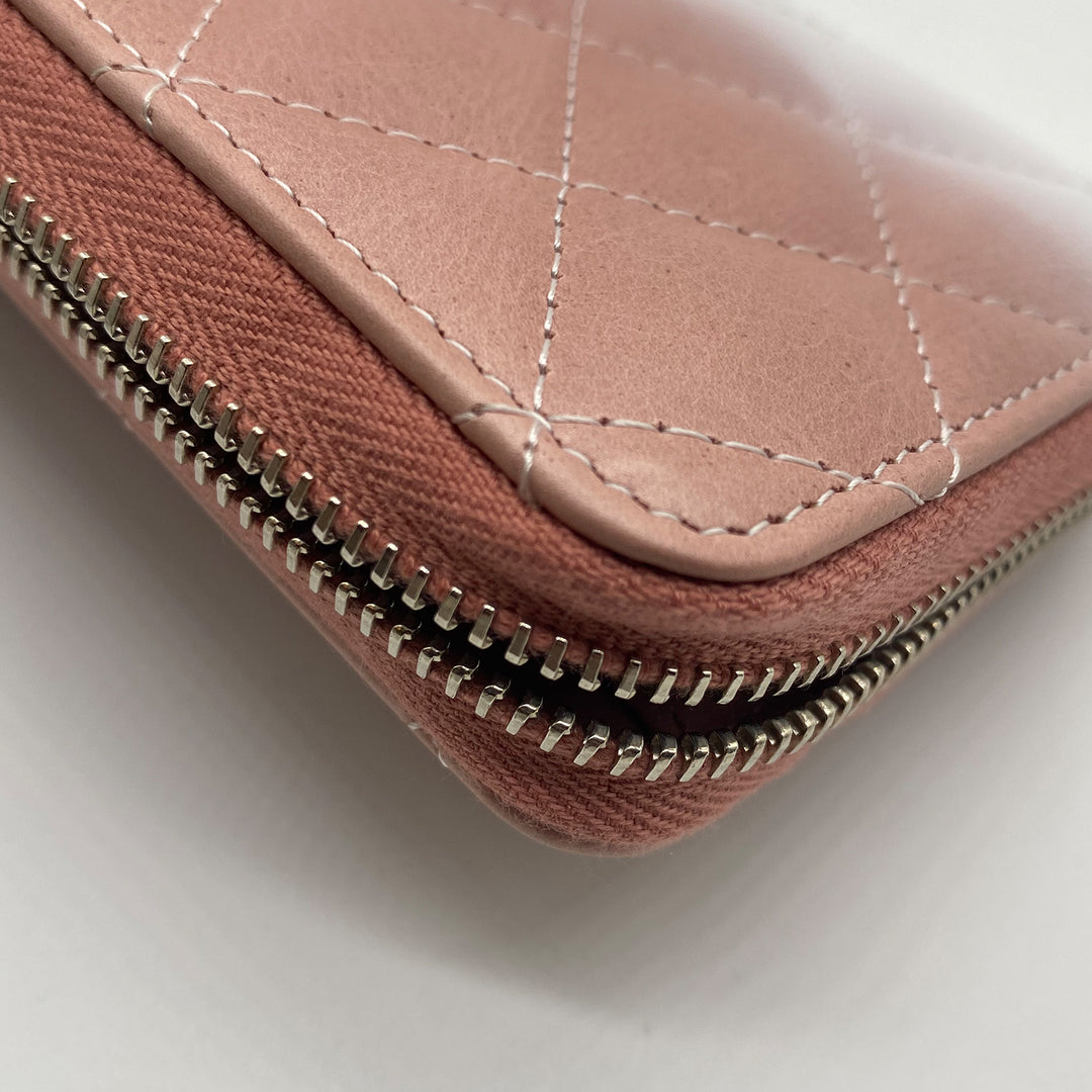 Chanel Zip Around Wallet in Pink and White Ombre Patent Leather