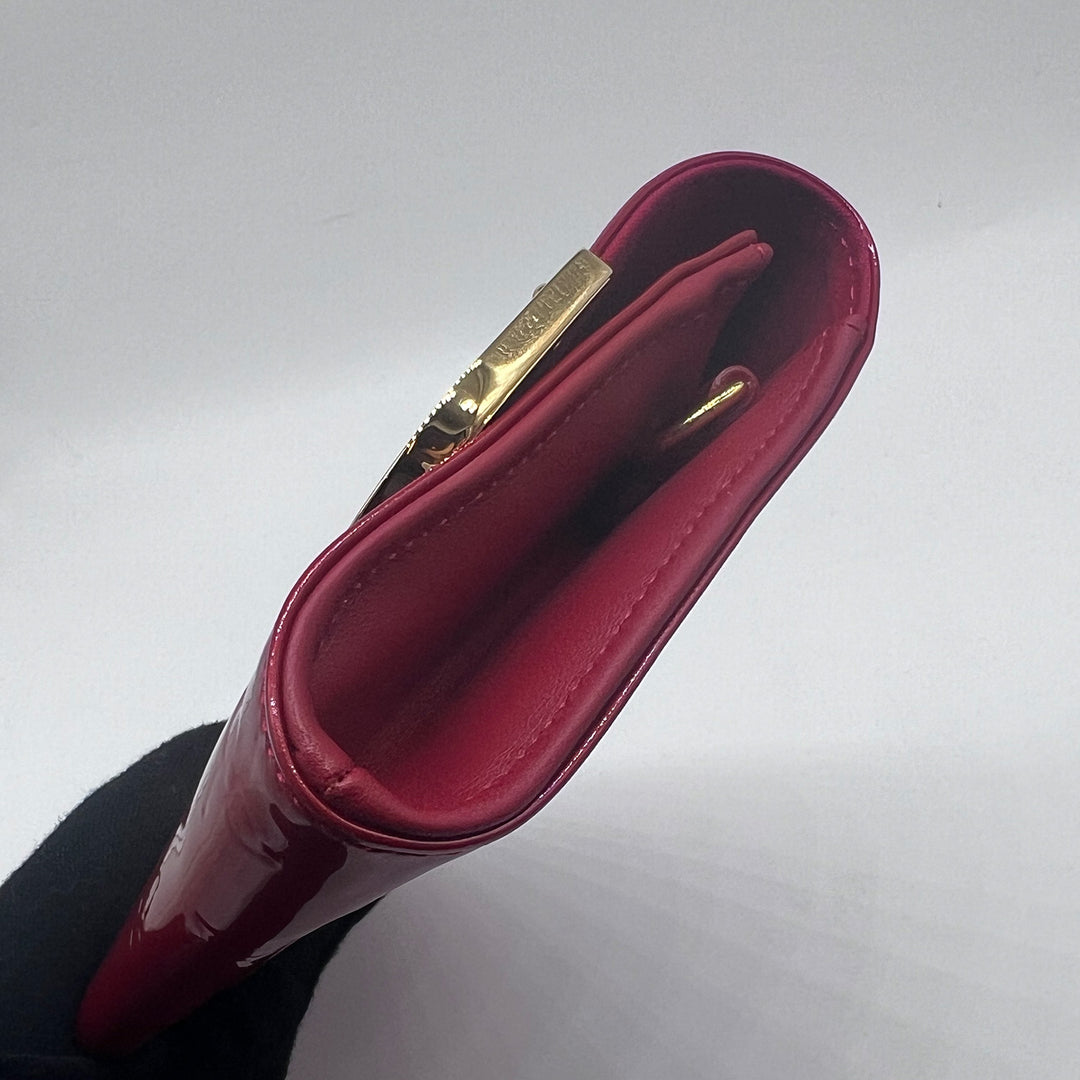 Louis Vuitton Rossmore Shoulder Bag in Red Monogram Vernis