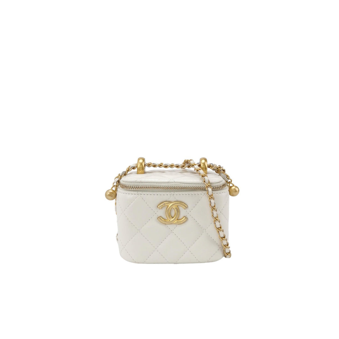 Chanel 2021 White Calfskin Quilted Mini Perfect Fit Vanity Case With Gold Hardware and Chain