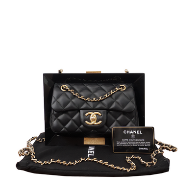 Chanel White Caviar Quilted Jumbo Single Flap Classic