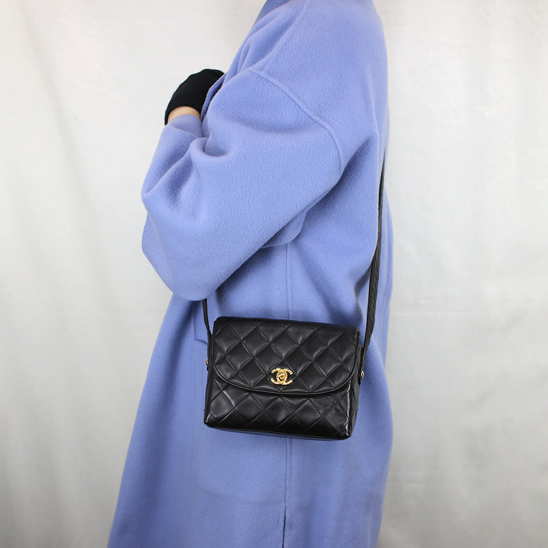 Chanel *Ultra Rare* Vintage Black Lambskin Square Bag In Leather Strap Shoulder Bag GHW