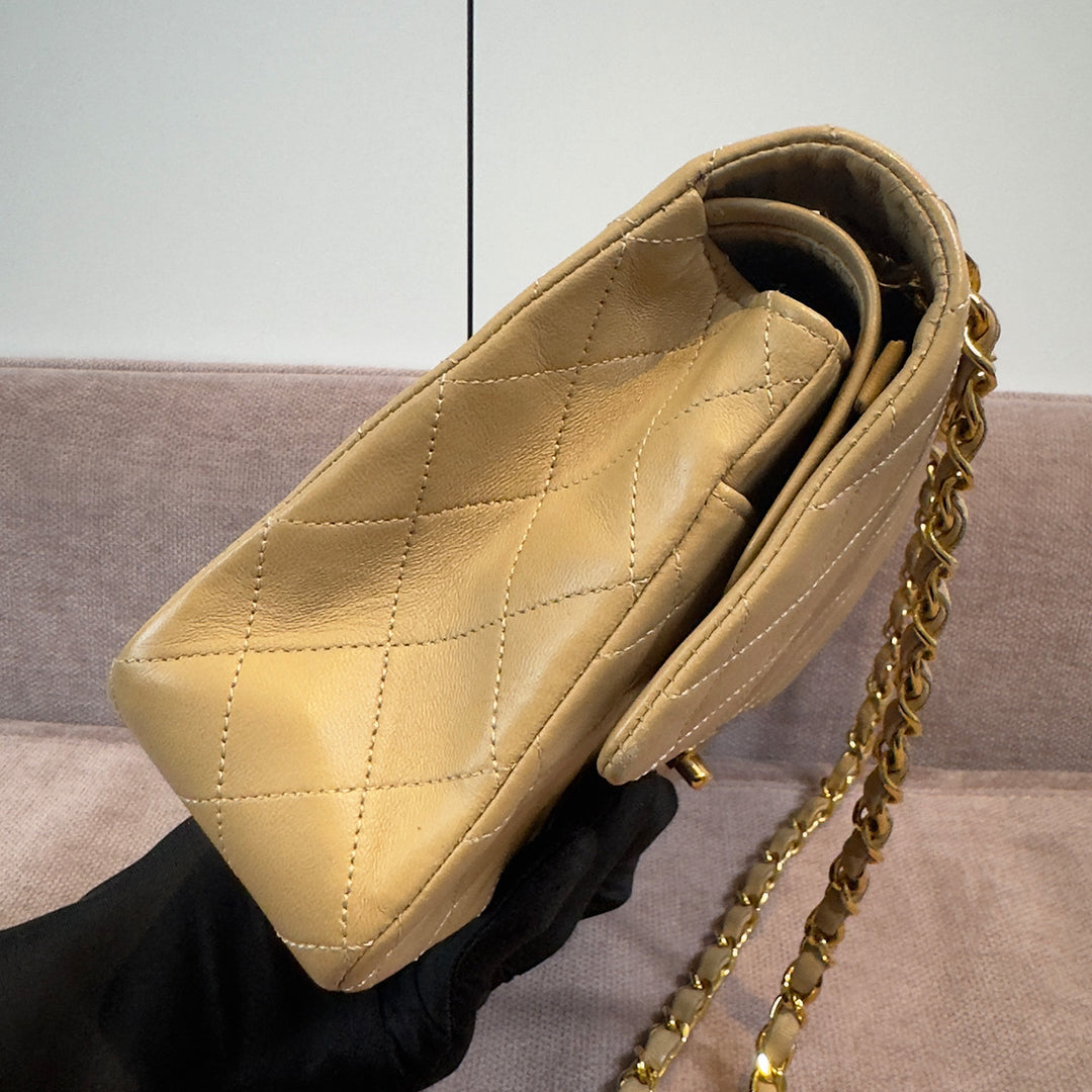 Chanel Vintage Medium Classic Double Flap Bag Beige Lambskin Gold Hardware