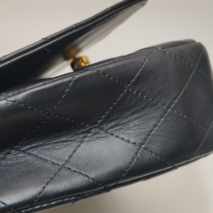 Chanel Vintage Classic Single Flap Bag Black Gold CC Logo