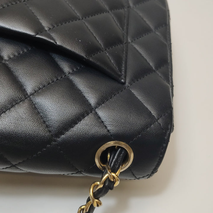 Chanel Vintage Classic Single Flap Bag Black Gold CC Logo