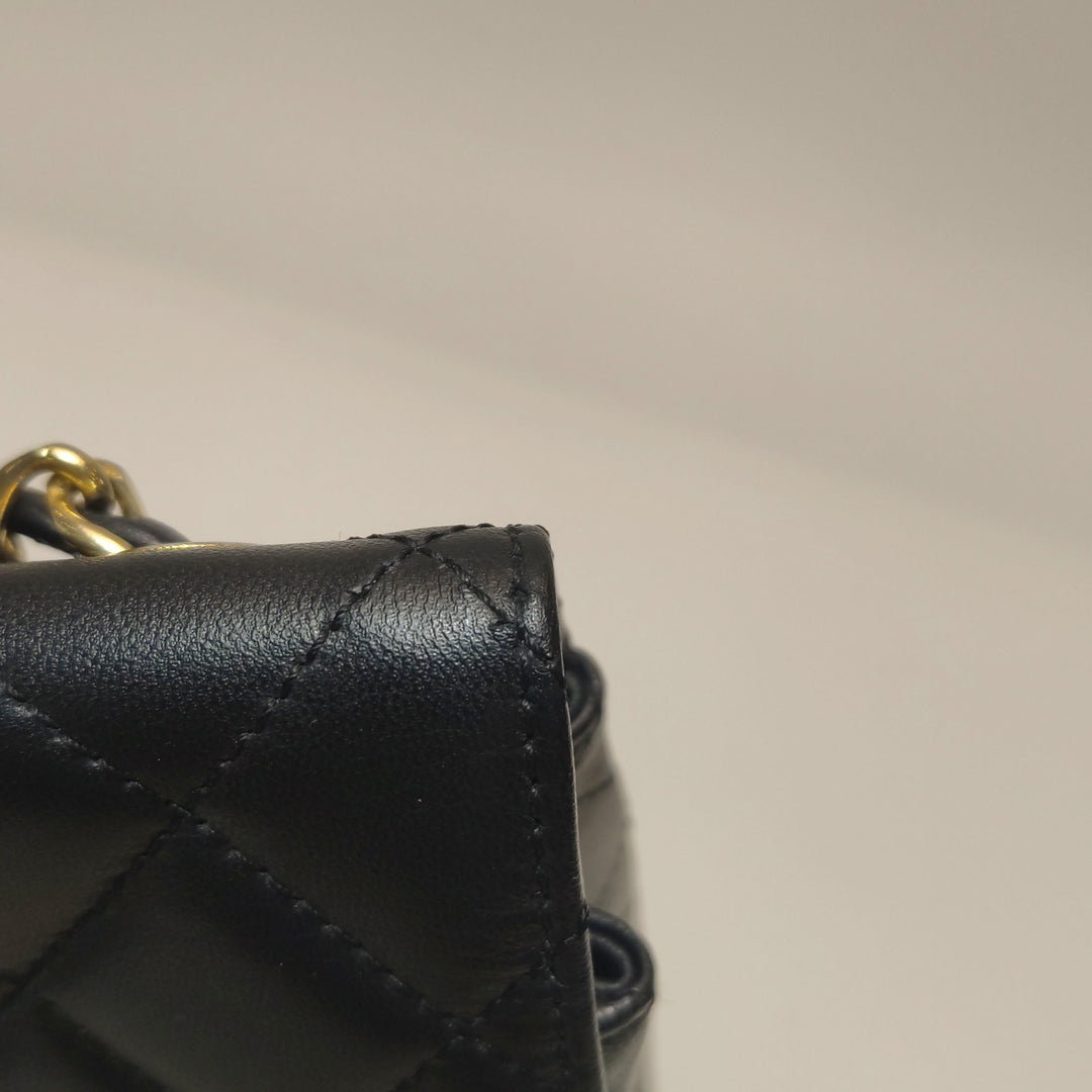 Chanel Vintage Classic Single Flap Bag Black Gold CC Logo