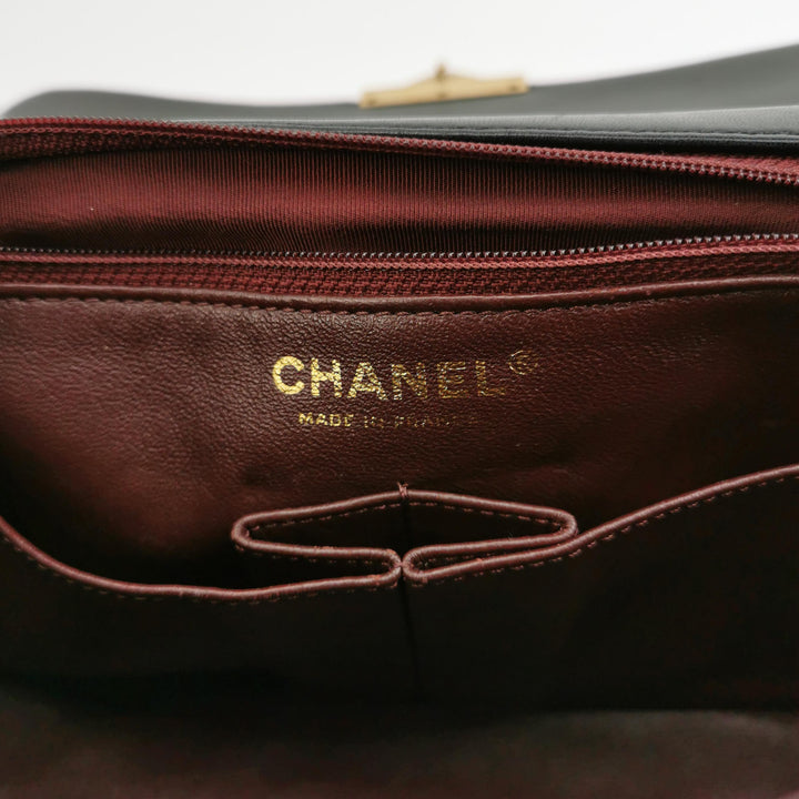 Chanel Scallop Quilted Pagoda Flap Bag Medium Black Lambskin Gold Hardware