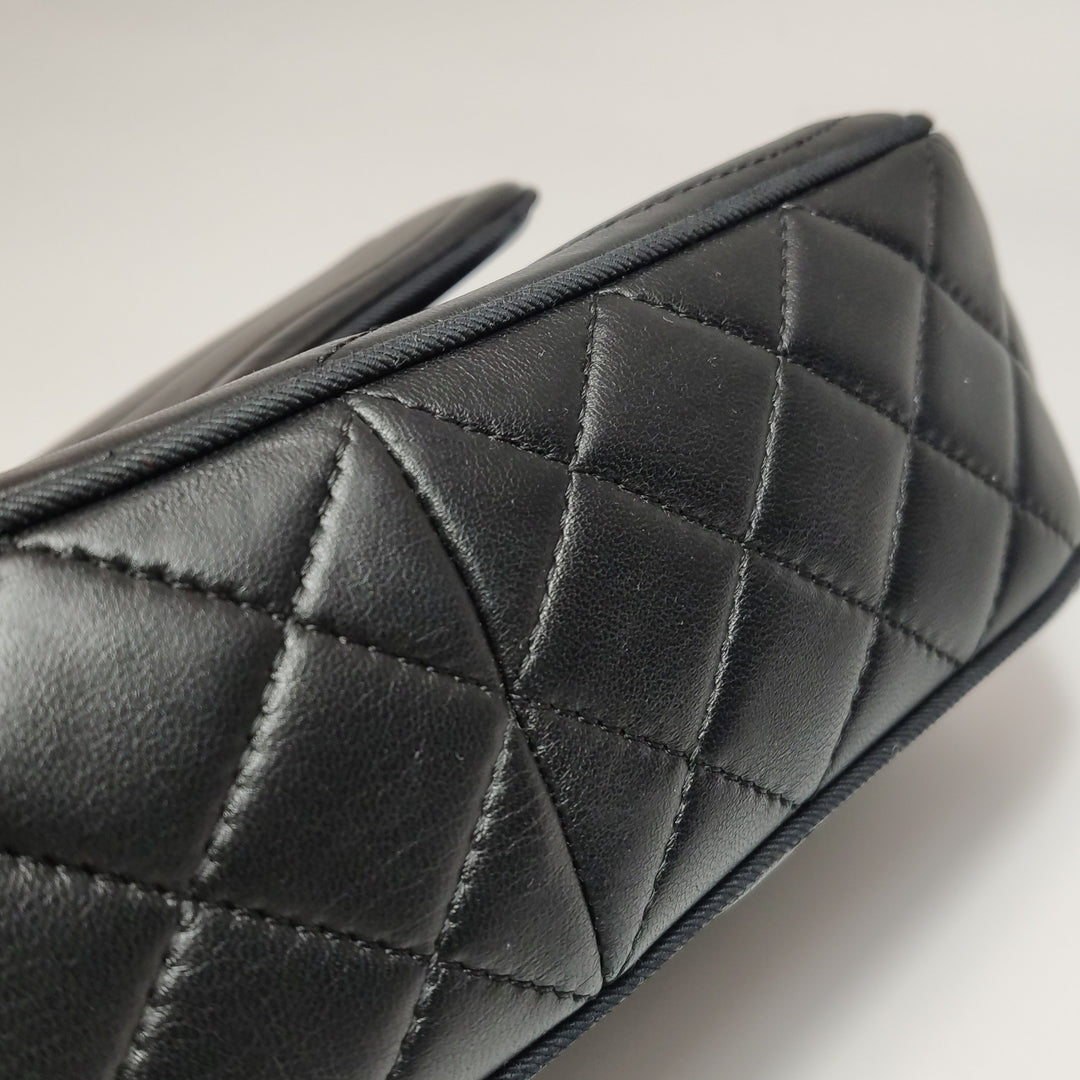 Chanel Scallop Quilted Pagoda Flap Bag Medium Black Lambskin Gold Hardware