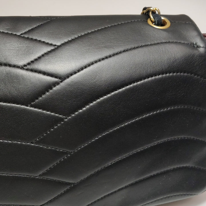 Chanel Scallop Quilted Pagoda Flap Bag Medium Black Lambskin Gold Hardware