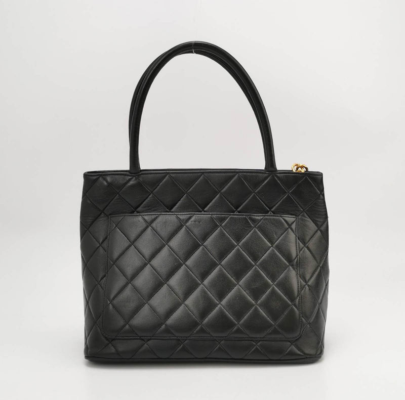 NEW Chanel Black Lambskin Tote with Chain Gold Hardware with CC