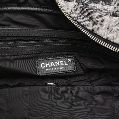 Chanel Black/White Vertical Quilted Tweed Print Soft Shell Flap Bag