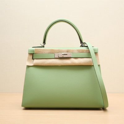 Hermès Kelly 28 Sellier 3i Vert Criquet Epsom Leather Z Stamp Palladium Hardware 2021