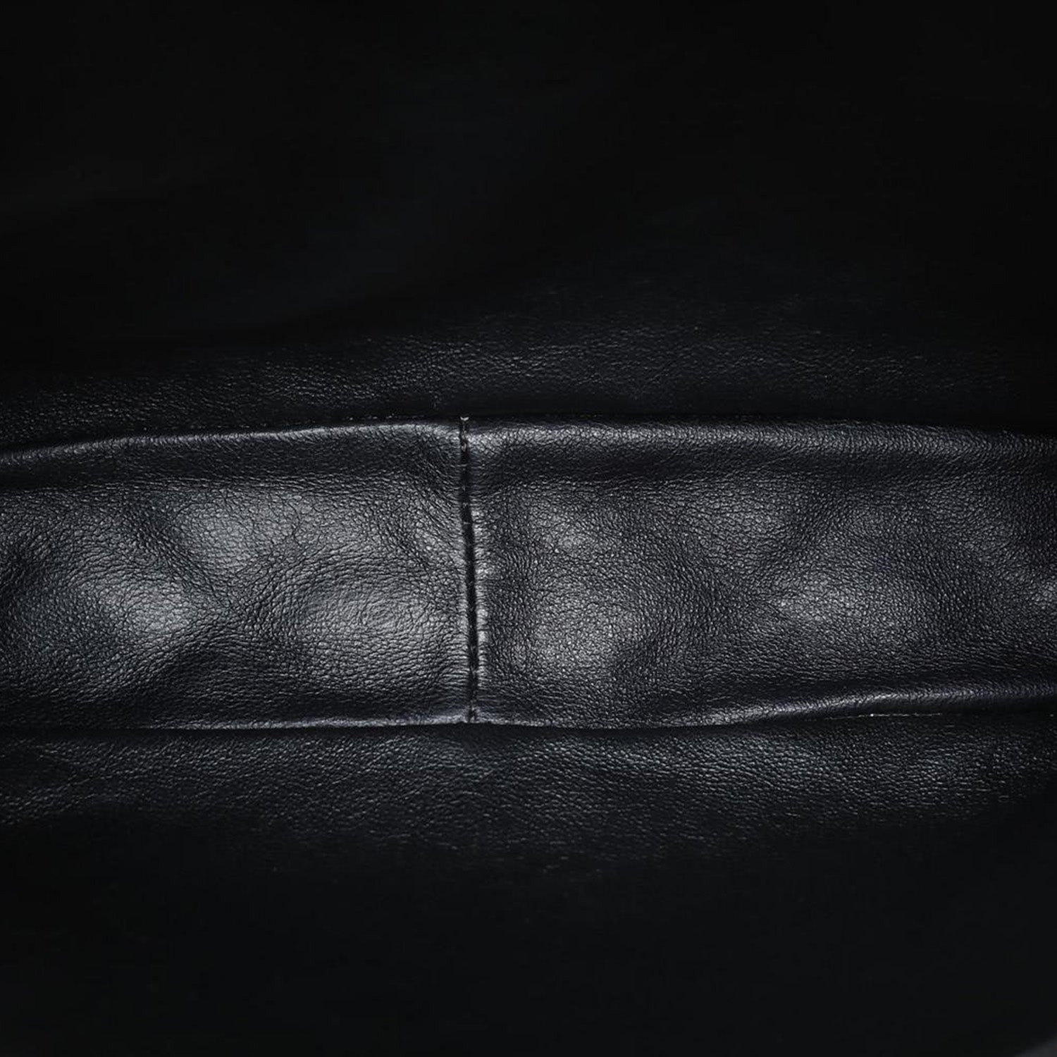 Chanel Vintage 1990s Black Lambskin Quilted Matelasse CC Logo Tassel S –  Amarcord Vintage Fashion