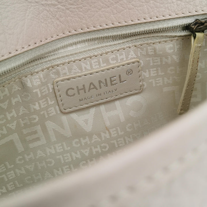 Chanel Vintage Mademoiselle Lock Flap Bag Medium Grained Leather Light Pink Silver Hardware
