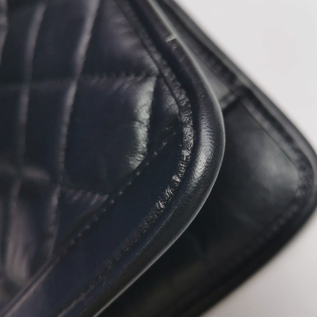 Chanel Graphic Catch Tote In Black