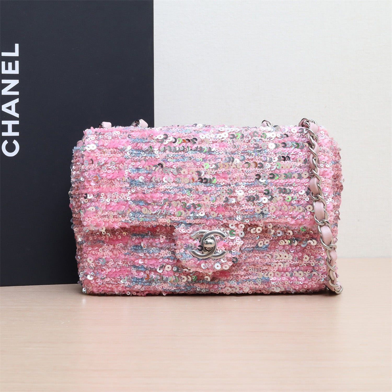 Chanel sequin discount flap bag