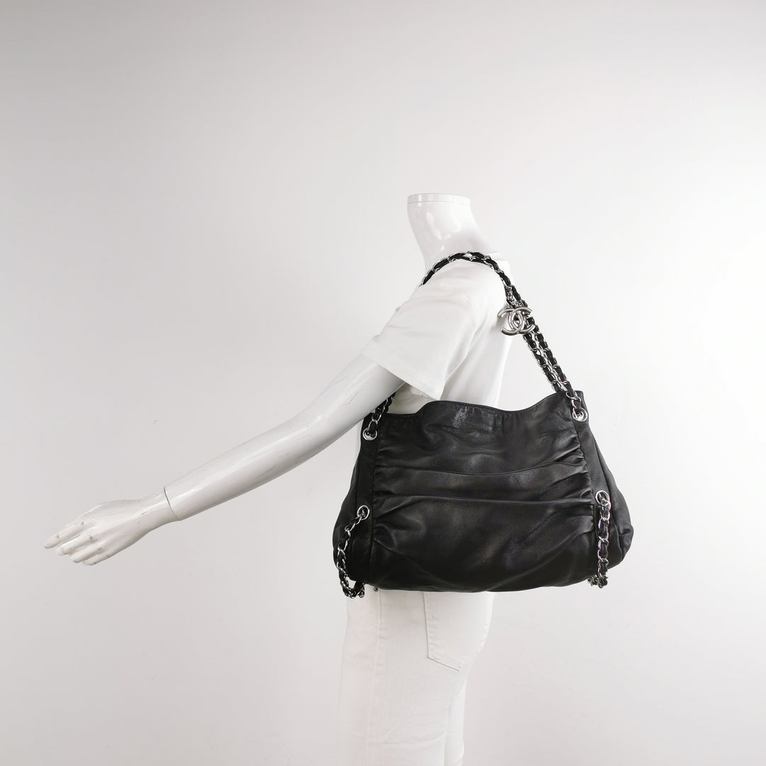 Chanel Sharpei Shoulder Hobo Bag in Black
