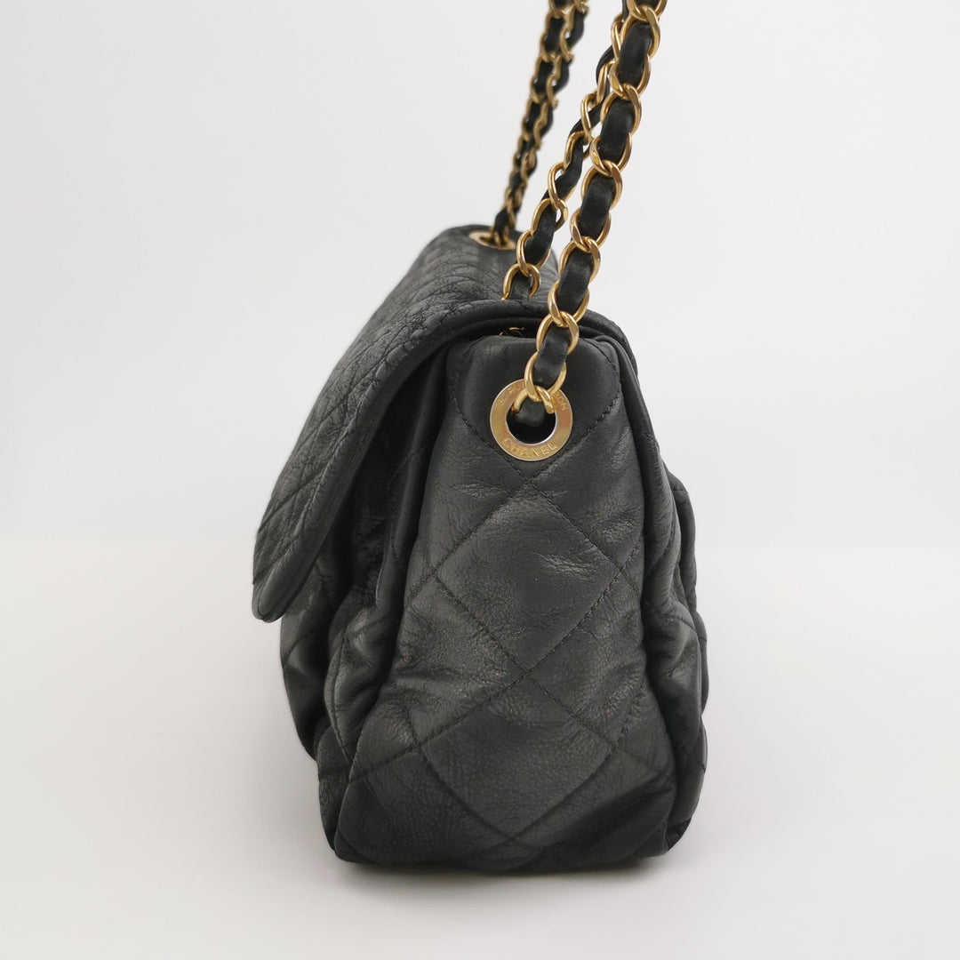 Chanel Chic Quilt Accordion Flap Bag In Black Leather
