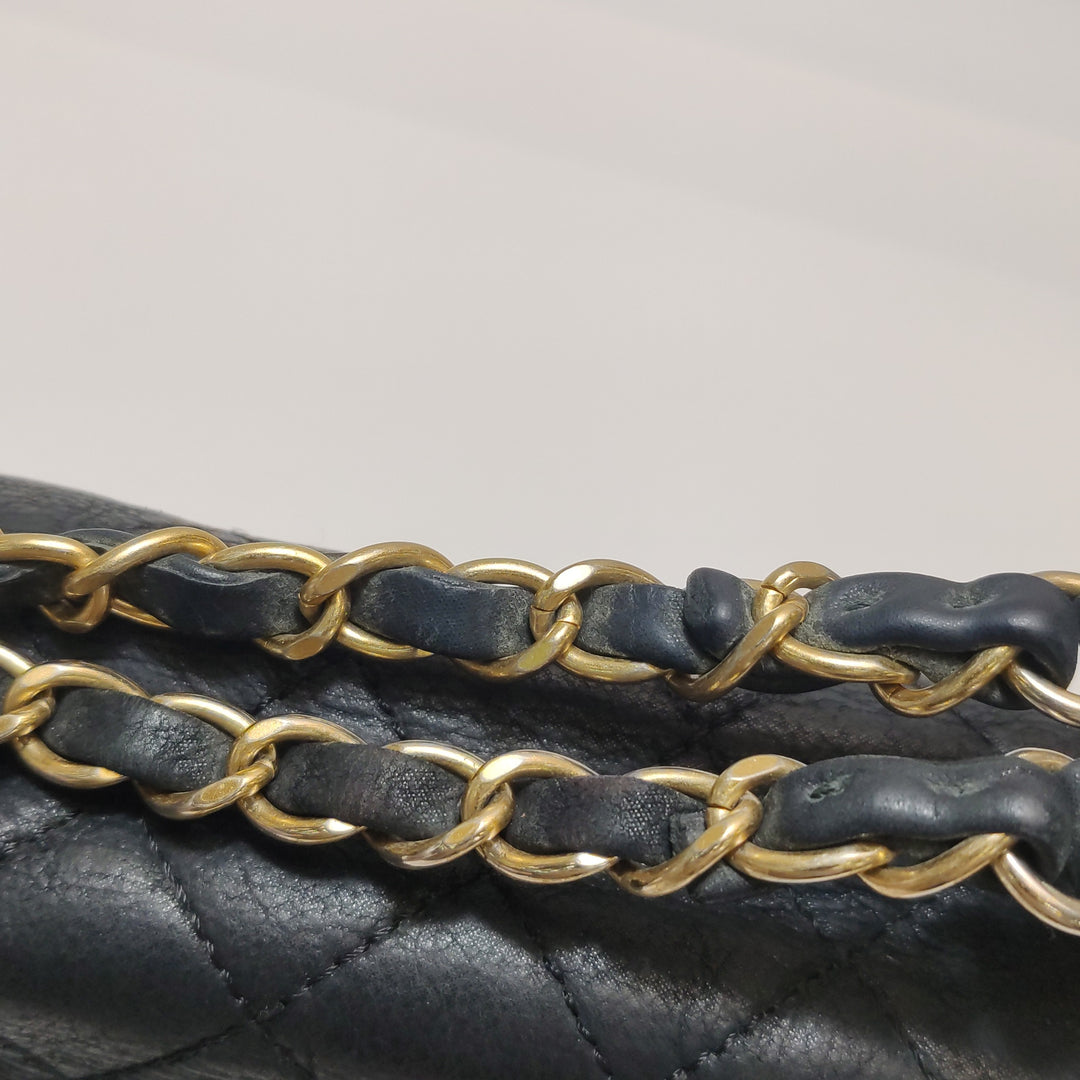 Chanel Chic Quilt Accordion Flap Bag In Black Leather