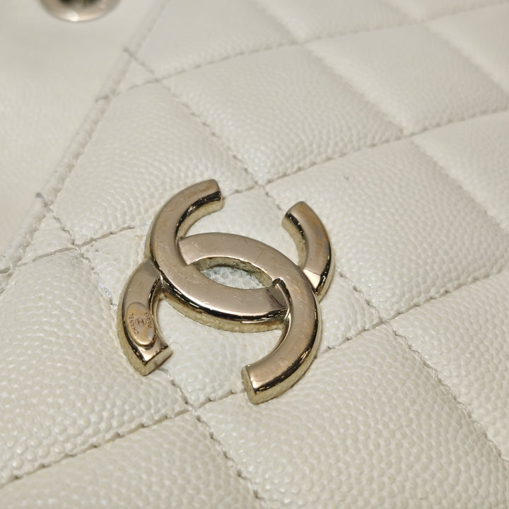 Chanel Camera Bag in Caviar Leather Off-White