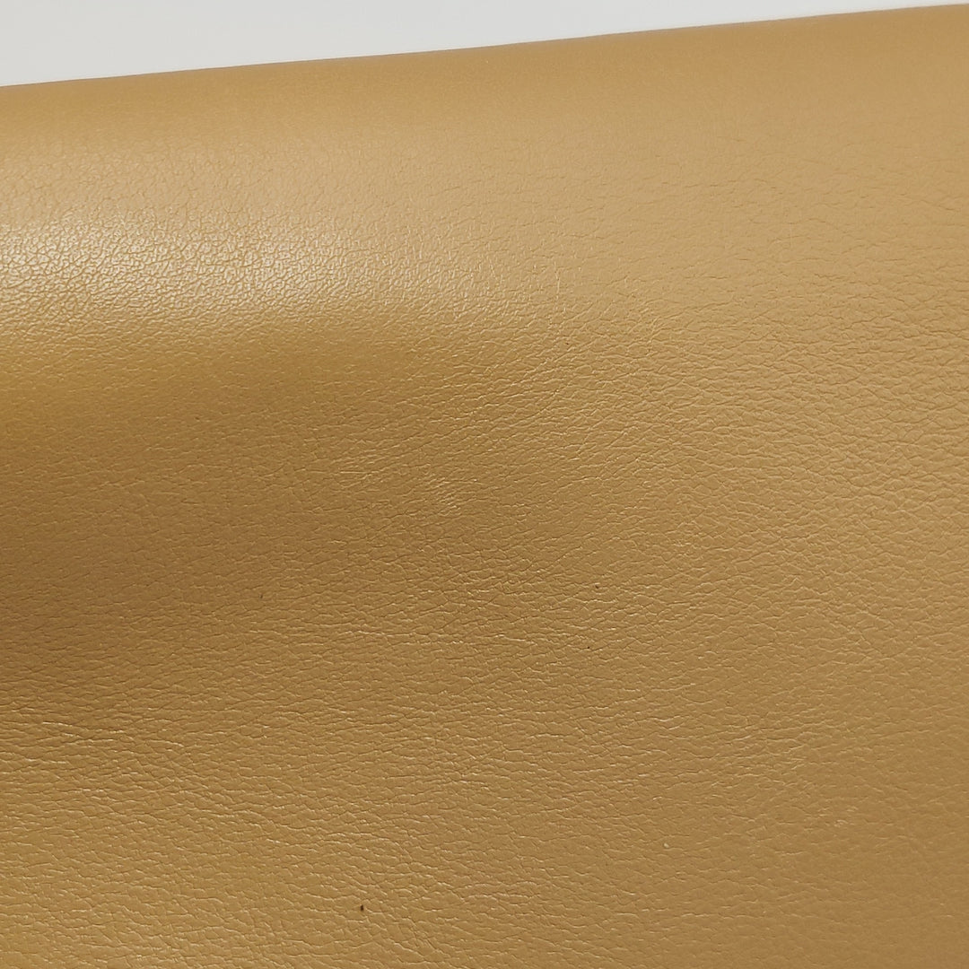 Chanel Vintage Chocolate Bar Mademoiselle Pochette Medium Beige Calfskin Leather