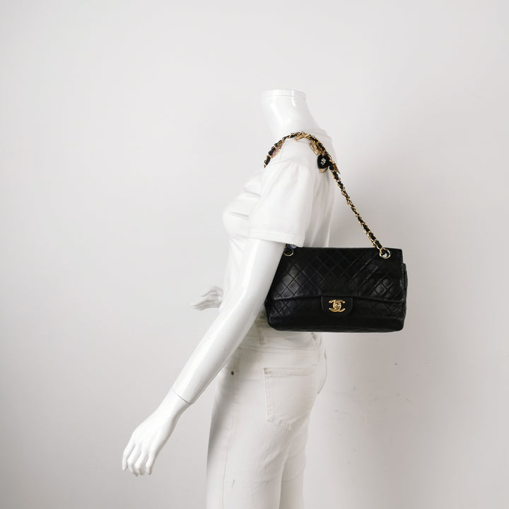 Chanel 2009 Valentine Classic Single Flap With Heart Shape Chain