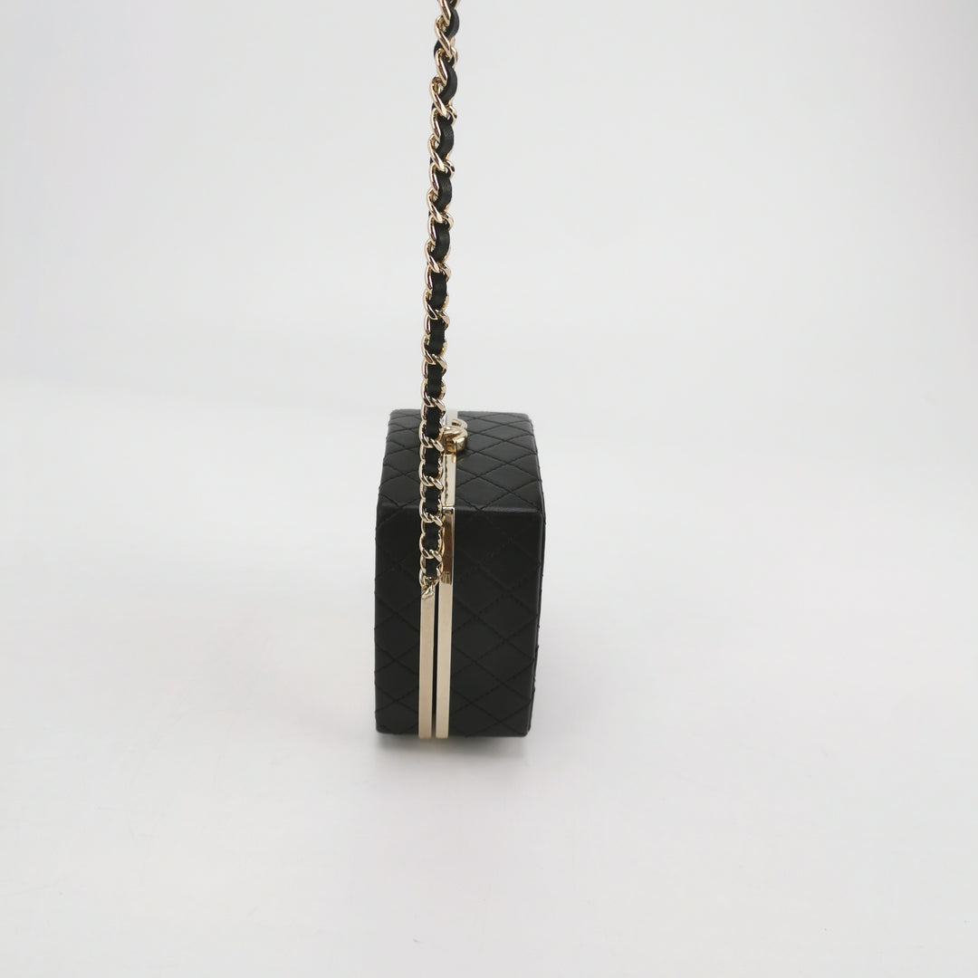 Chanel 2021 Makeup Box Mirror Clutch Black Quilted Lambskin