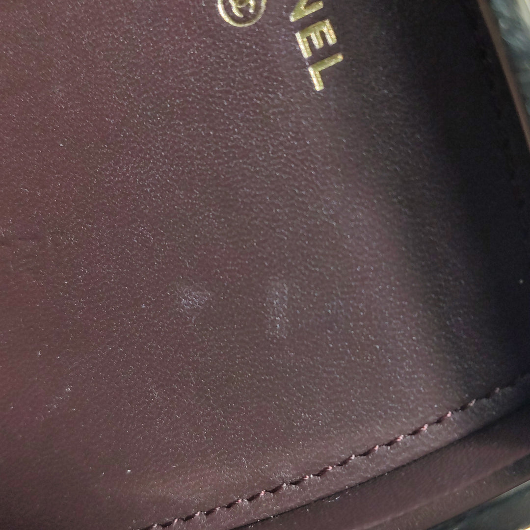 Chanel 2021 Makeup Box Mirror Clutch Black Quilted Lambskin