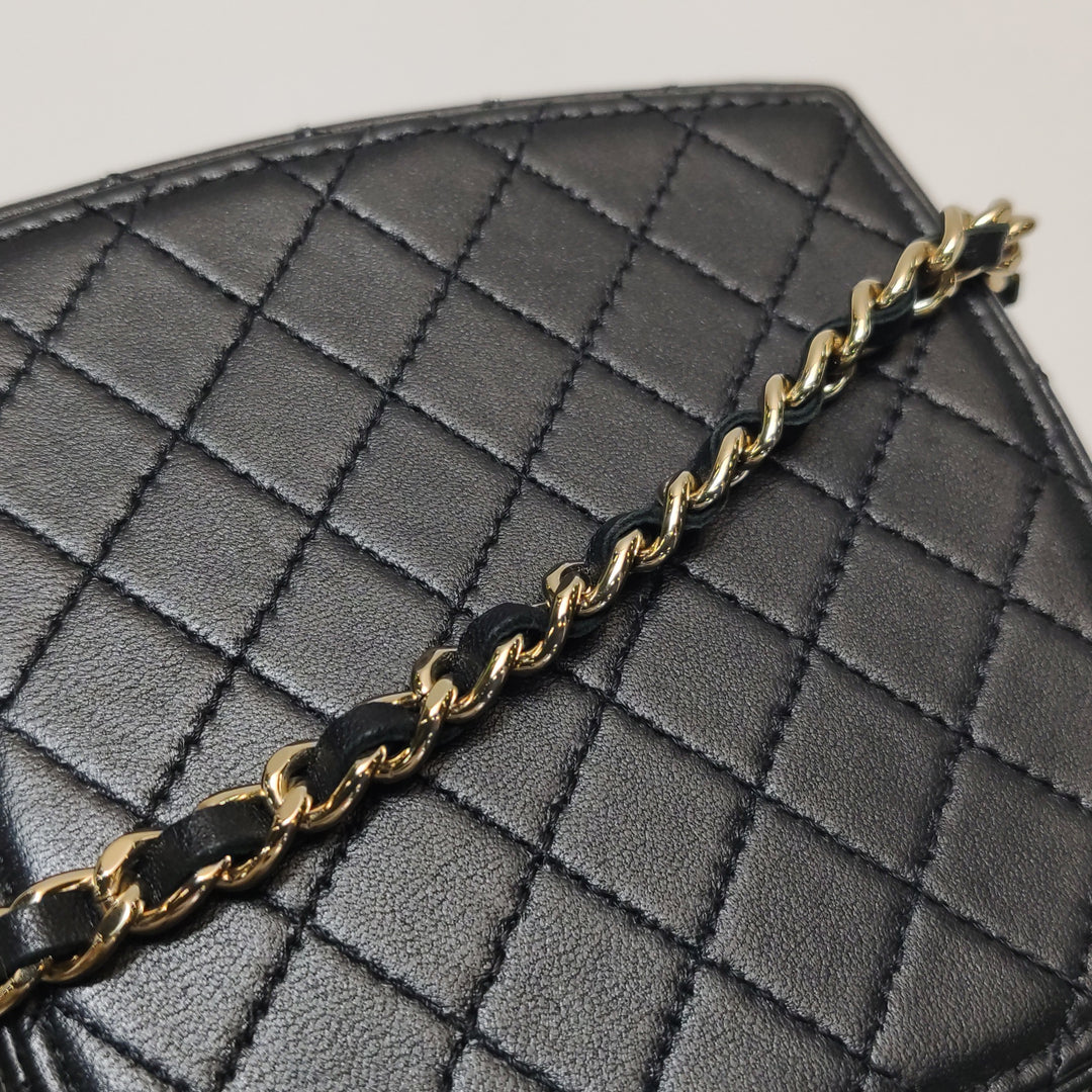Chanel 2021 Makeup Box Mirror Clutch Black Quilted Lambskin