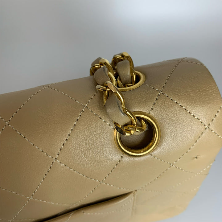 Chanel Vintage Medium Classic Double Flap in Beige Lambskin and Gold Hardware