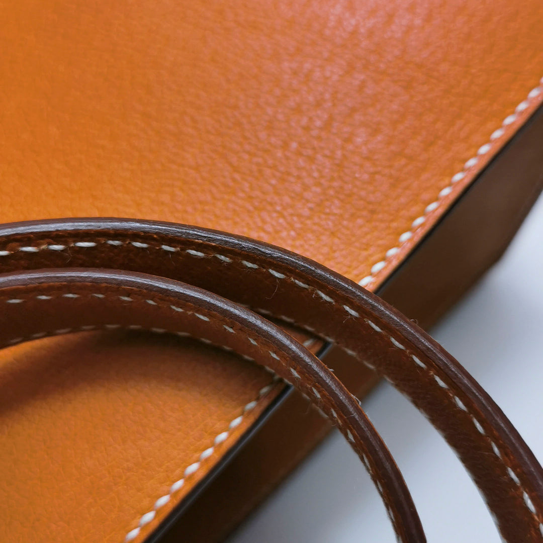 Hermes 25 Kelly Paeu de Porc Leather Toffee Colour Palladium Hardware