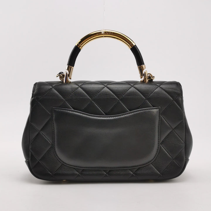 Chanel Chic Carry Flap Bag In Black Leather