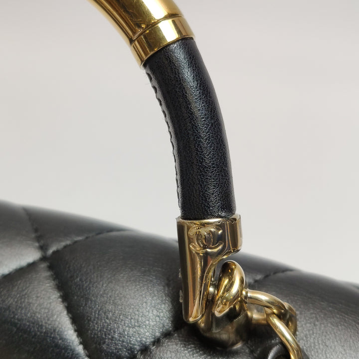 Chanel Chic Carry Flap Bag In Black Leather
