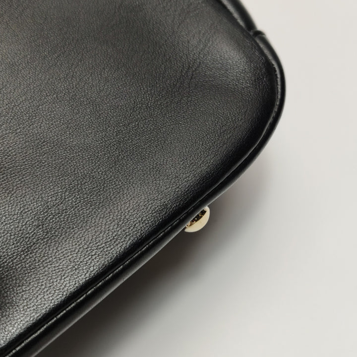 Chanel Chic Carry Flap Bag In Black Leather