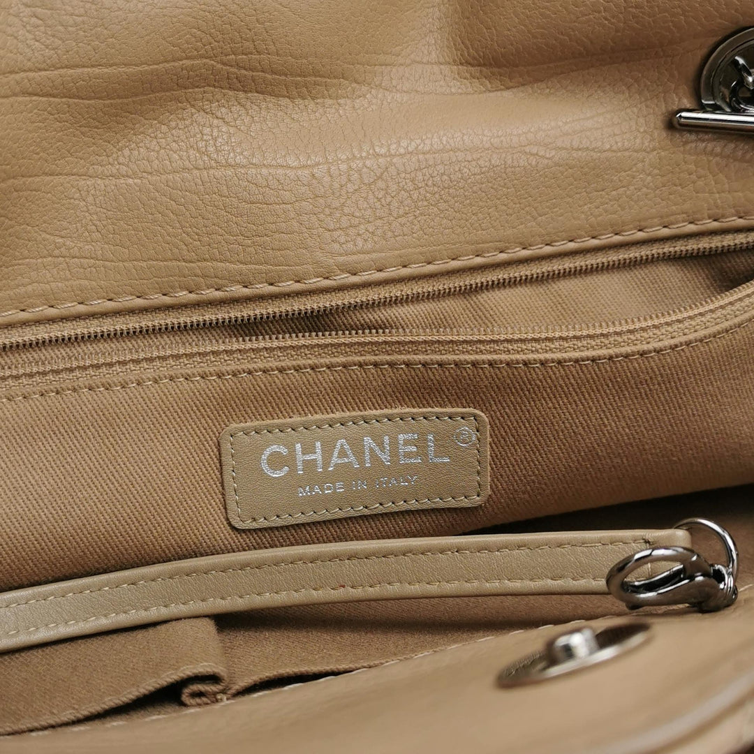 Chanel 2012 Hamptons CC Tote In Beige Leather
