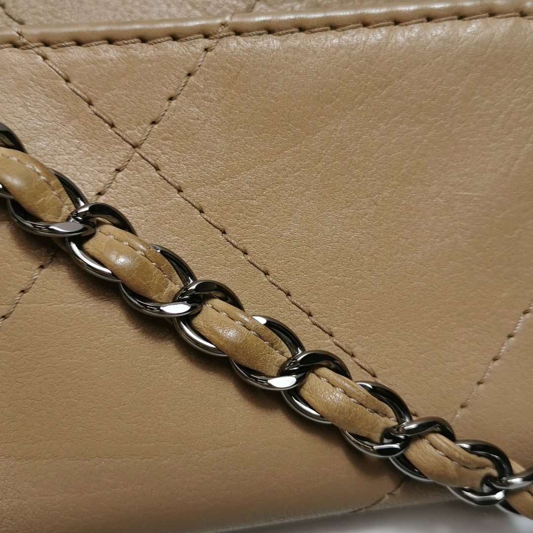 Chanel 2012 Hamptons CC Tote In Beige Leather