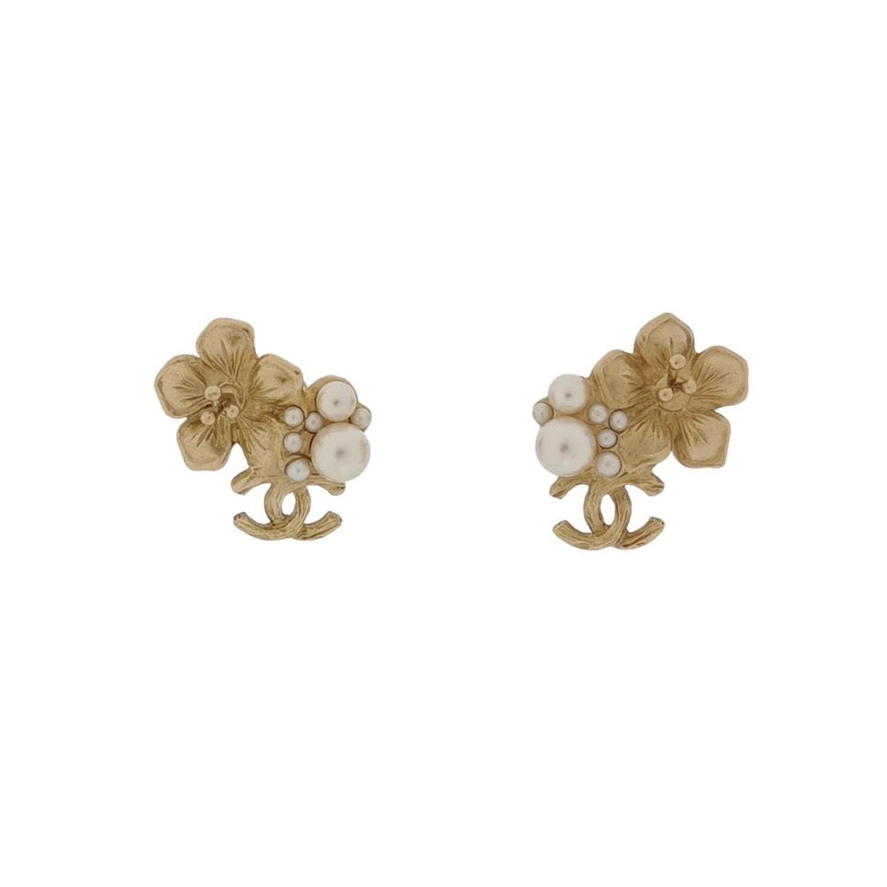 Chanel Pearl CC Flower Earrings Gold