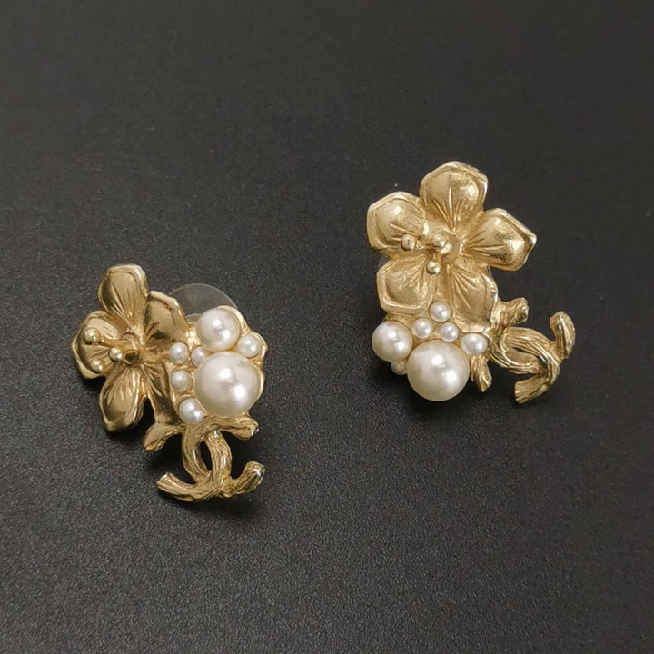 Chanel Pearl CC Flower Earrings Gold