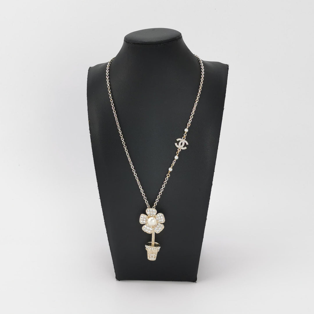 Chanel Flowerpot Faux Pearl CC Logo Necklace